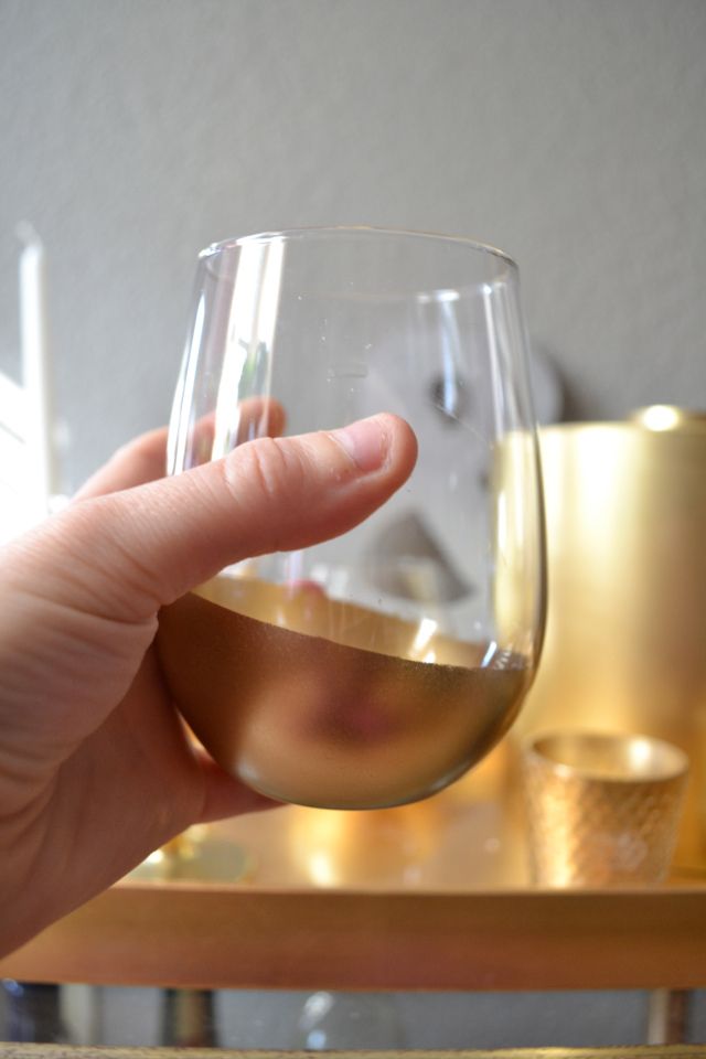 Stemless wine glasses