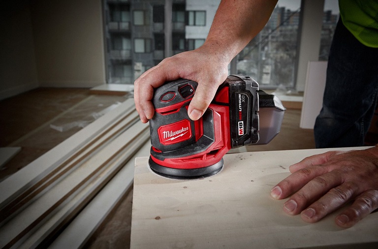 milwaukee cordless sander