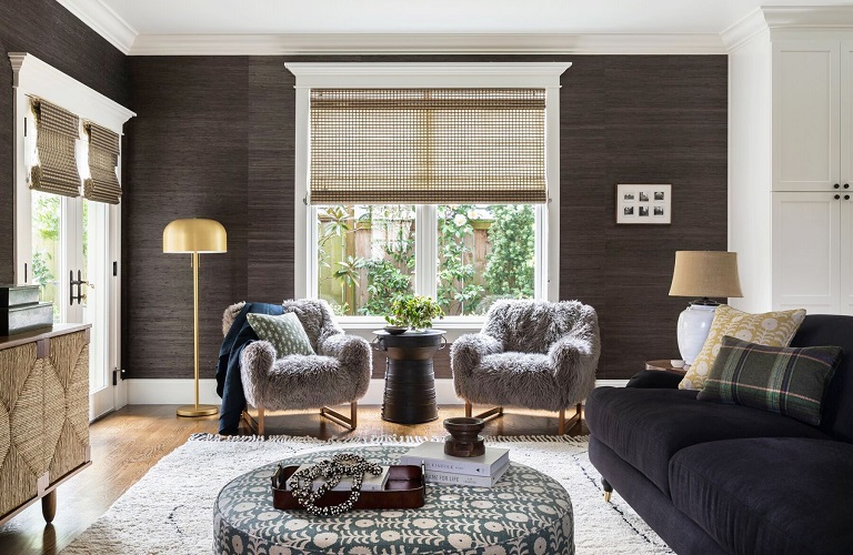 living room decorated with a brown  wallpaper textured design 