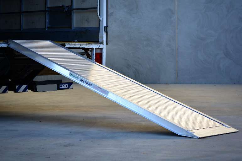 aluminum walk ramp