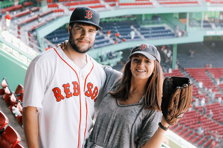 Boston-Red-Sox-hats.jpg