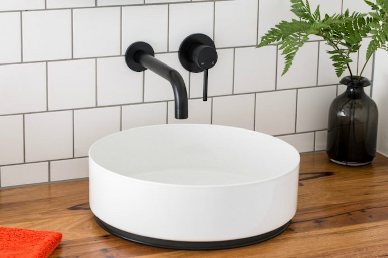 black bathroom tapware