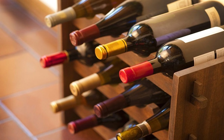 stored white and red wines